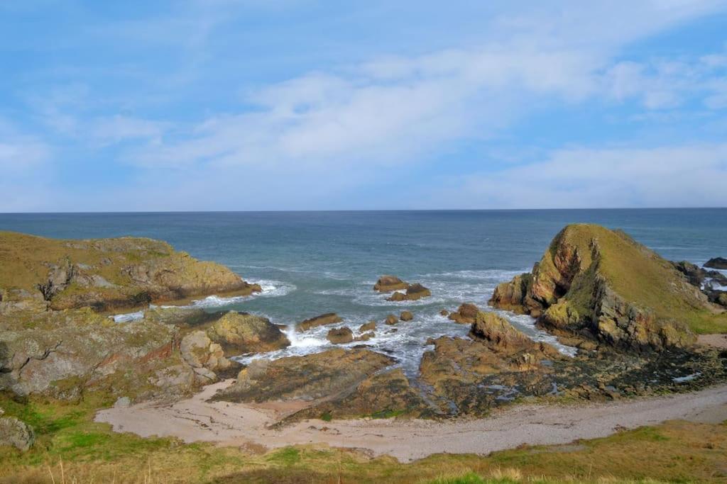 Cliff Top Cottage With Sea Views Portknockie Luaran gambar